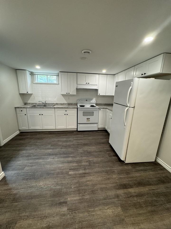 2193 Springwood Rd Lowr - Photo 6 of 50