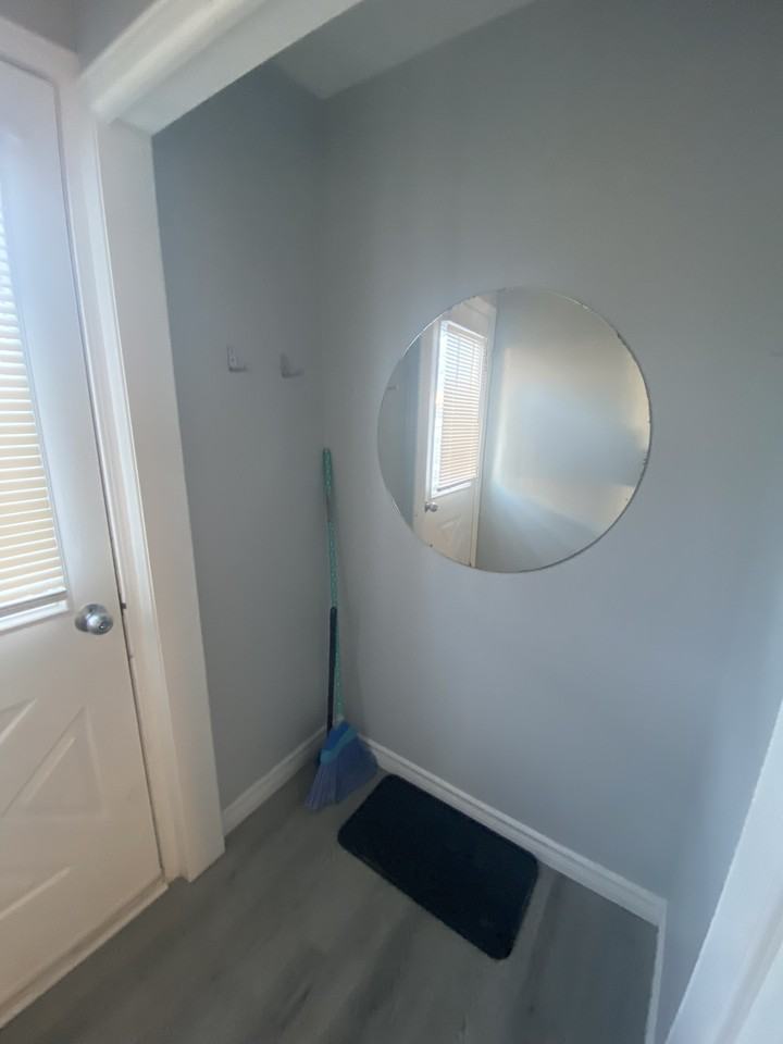 260 Lansdowne St W - Photo 4 of 15