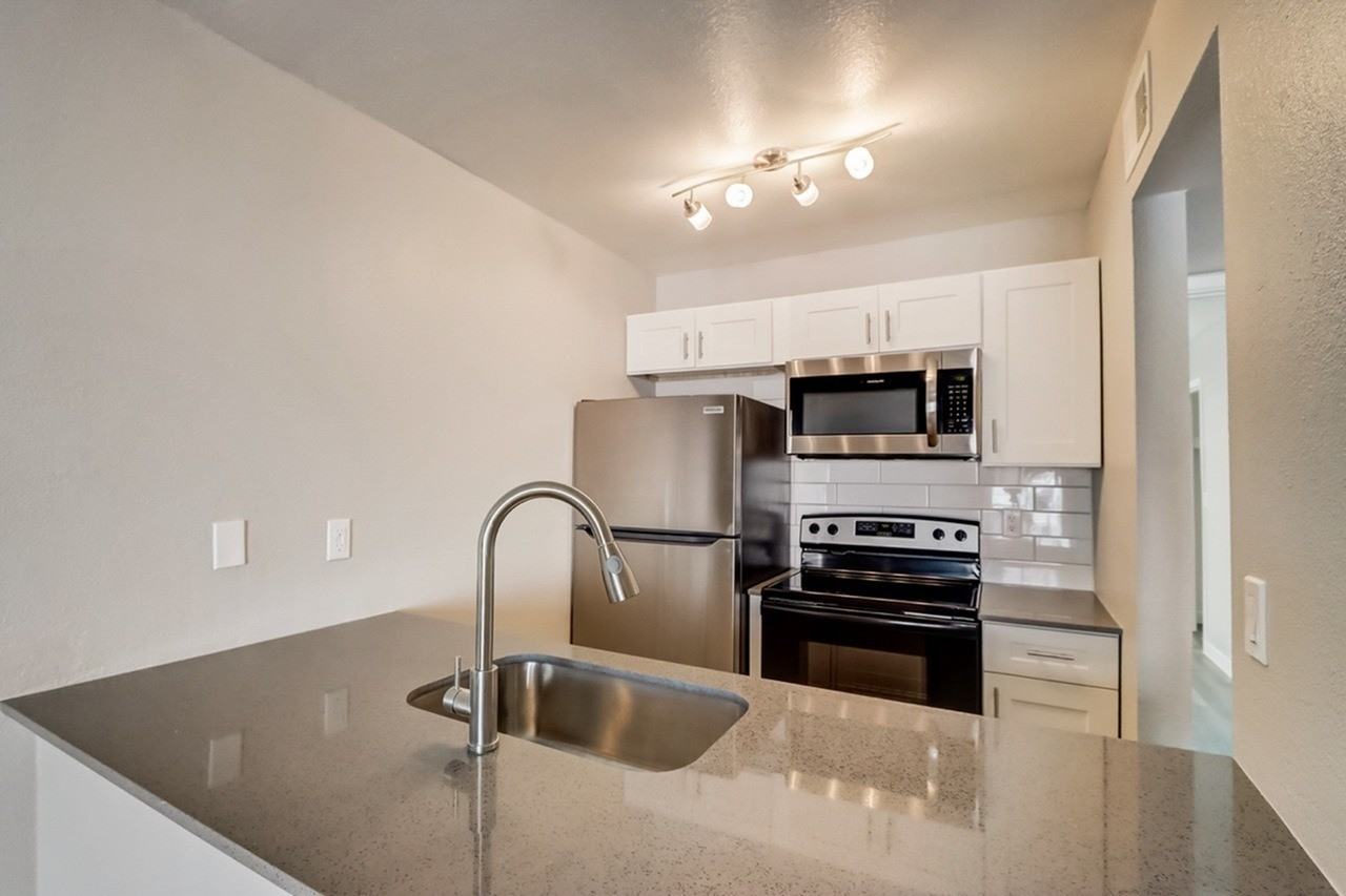 Rise at the Lofts - Photo 6 of 39