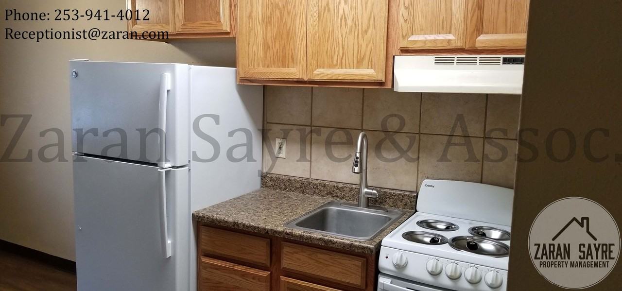 Greystone Apartments: Senior Independent Living Community - Photo 4 of 10