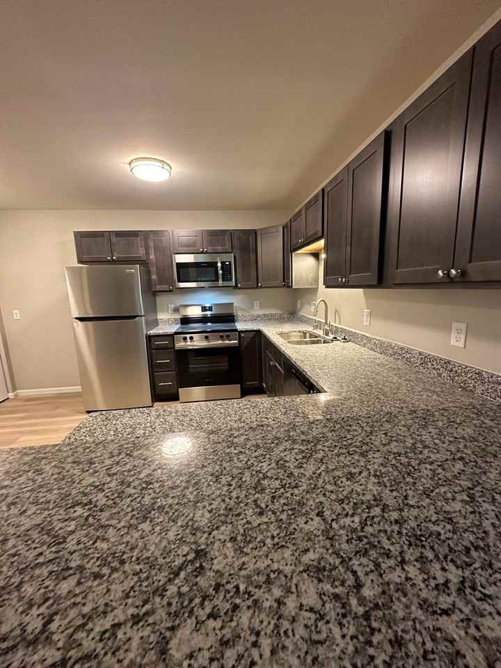 The Court Apartments - Photo 2 of 22