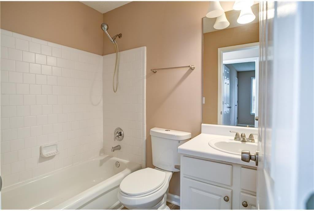 1678 Leyland Dr Nw - Photo 4 of 21