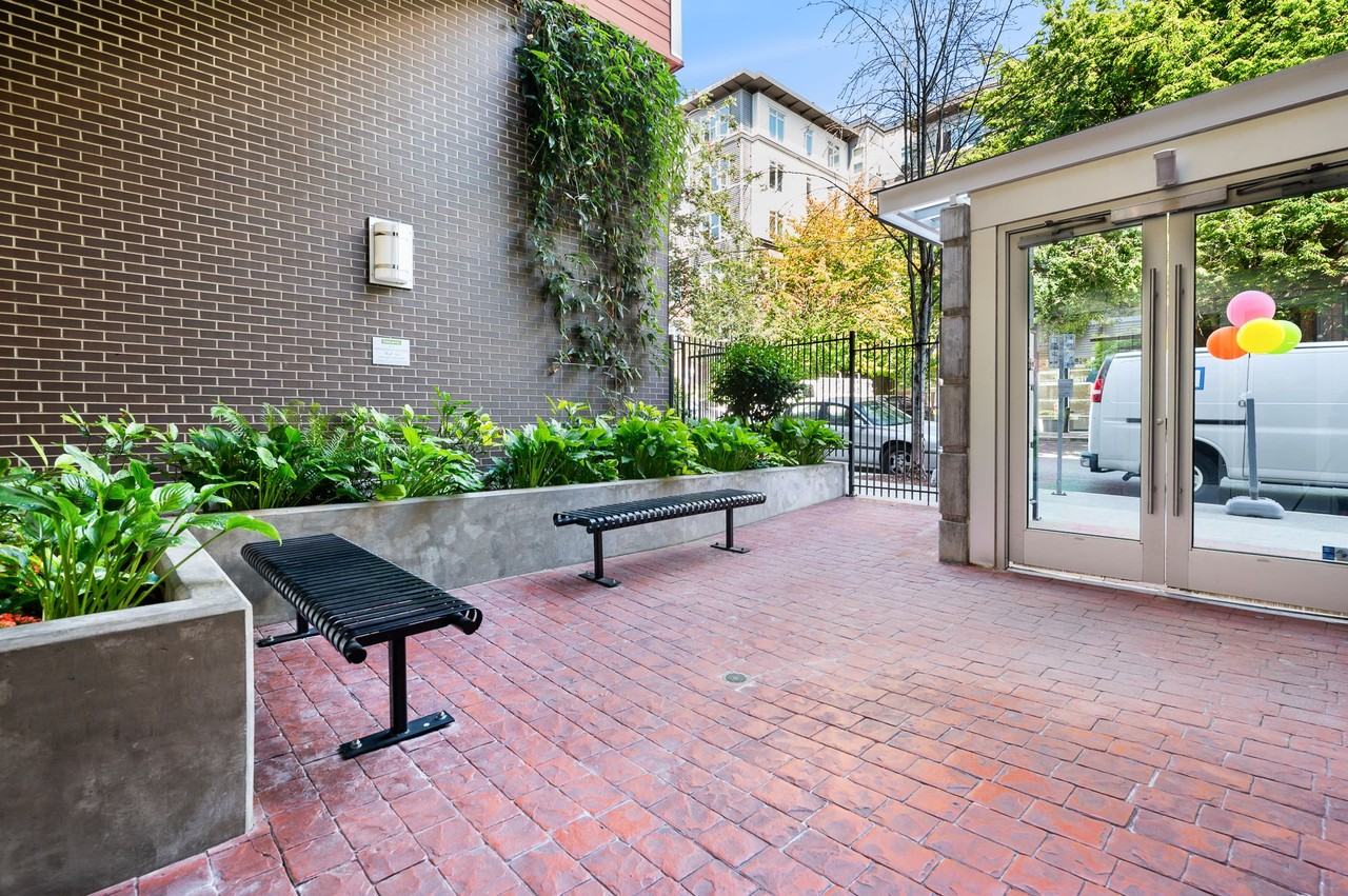 Terravita Luxury Residences - Photo 6 of 50