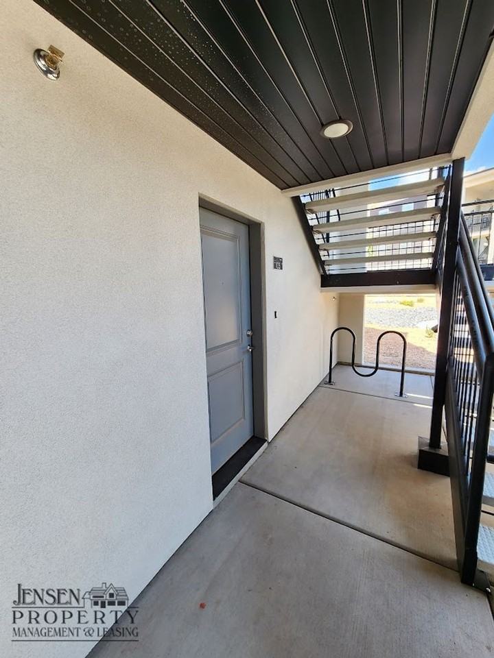 133 N Rock Canyon St #J105 - Photo 7 of 24
