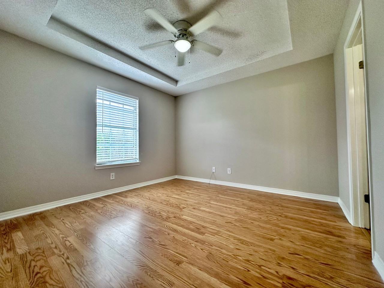 197 Lola Cir - Photo 6 of 13