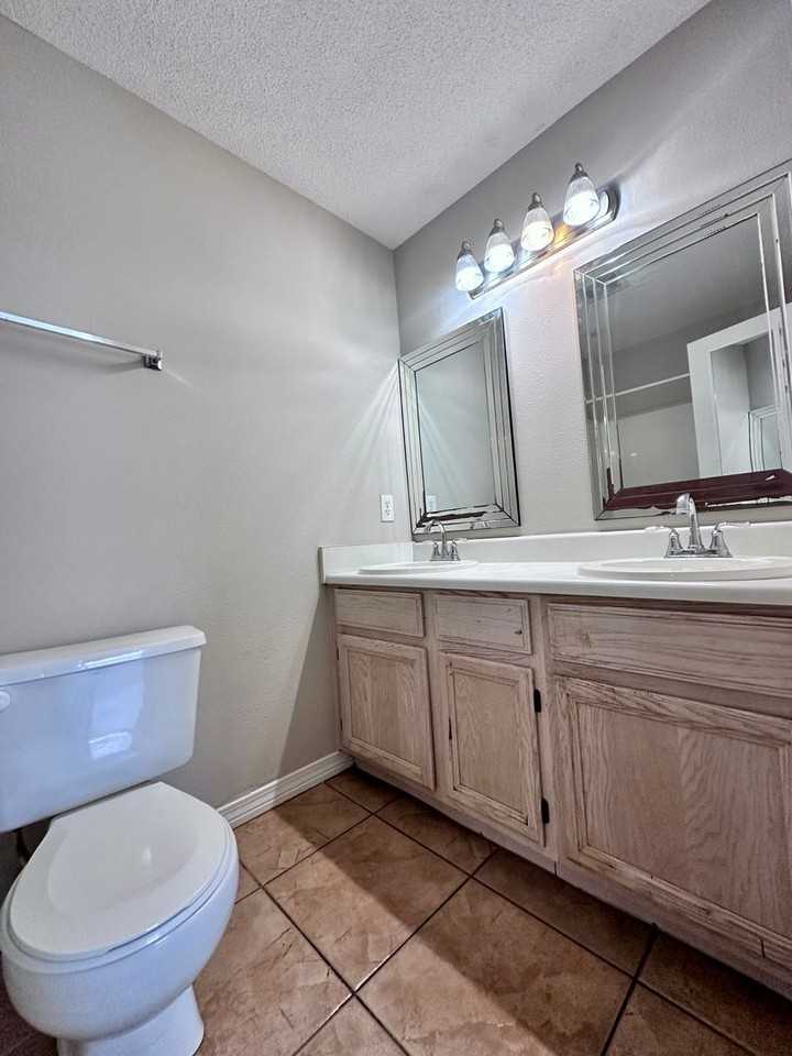 197 Lola Cir - Photo 7 of 13