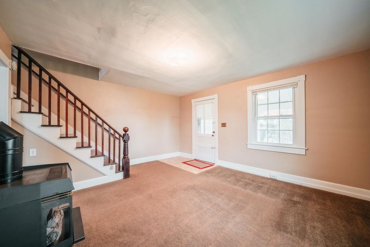 30 S Calhoun St - Photo 6 of 19