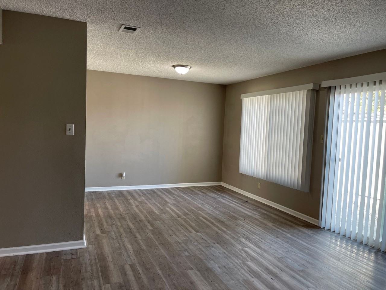 1714 Magnolia Way - Photo 3 of 20