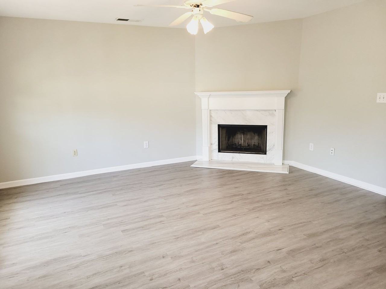 2005 King Arthur Cir - Photo 3 of 14