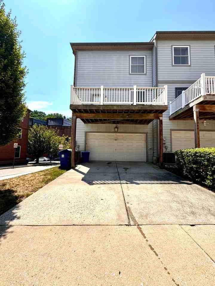 2062 Clipper Park Rd - Photo 2 of 36