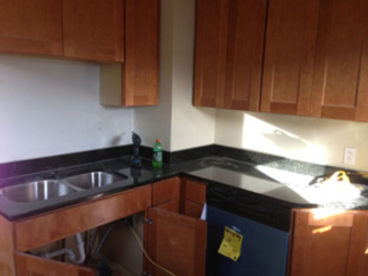 1180 Charles Ave - Photo 3 of 4