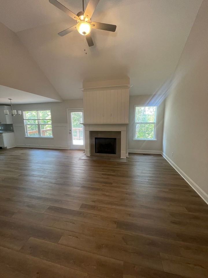 7203 Old Bug Ln - Photo 3 of 34