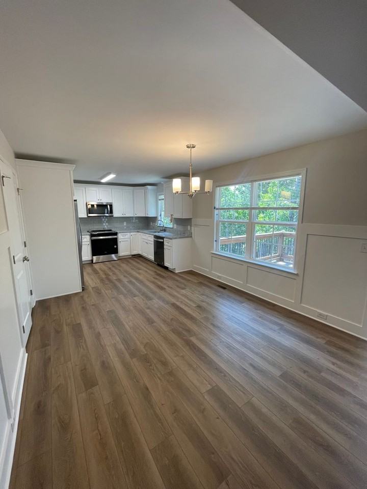 7203 Old Bug Ln - Photo 6 of 34