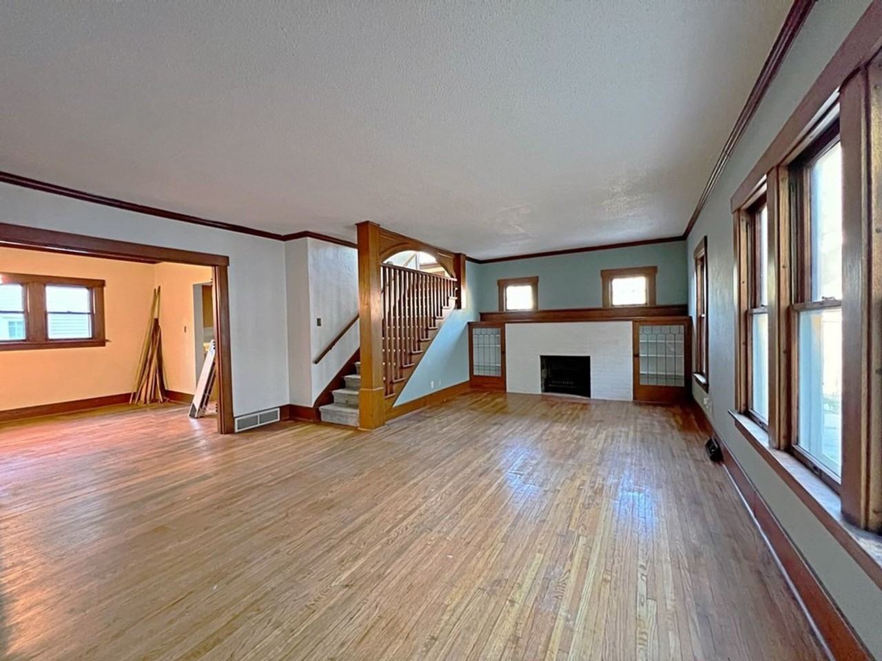 1274 7th Ave N - Photo 3 of 6
