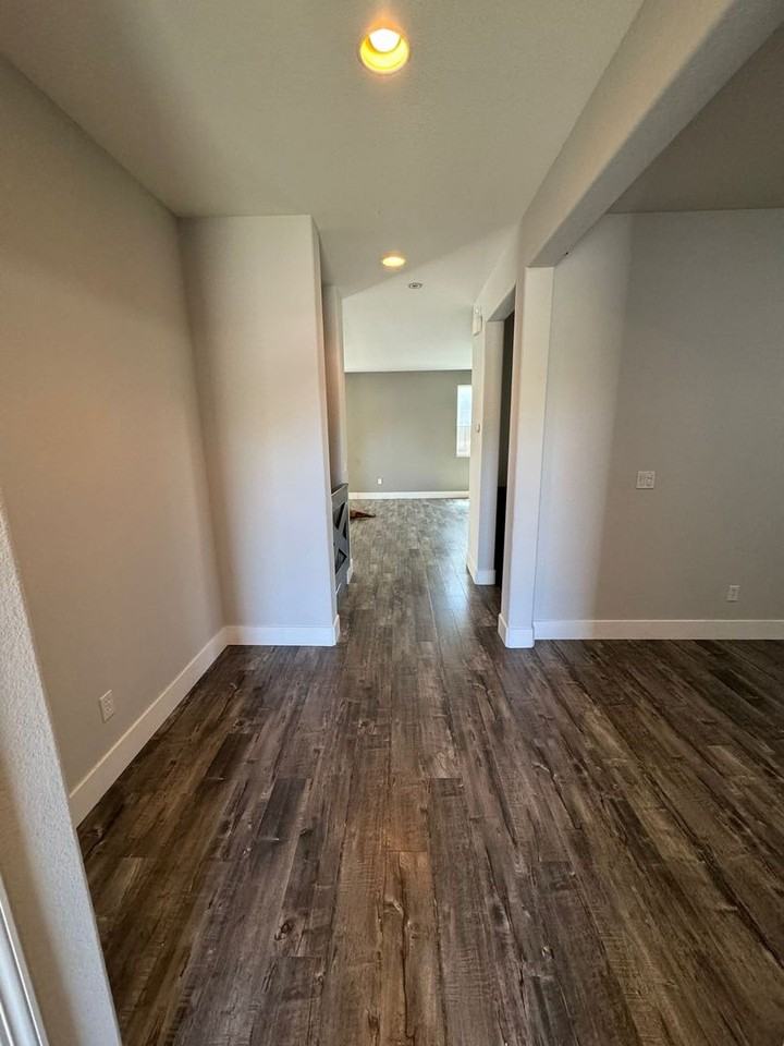 4056 Settlers Ridge Way - Photo 3 of 28