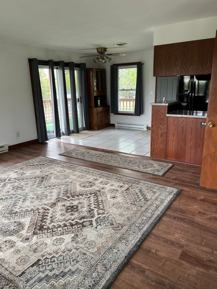 886 Breckenboro Rd - Photo 3 of 19