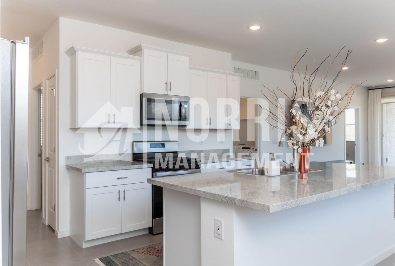 349 S Savannah Ln - Photo 6 of 38