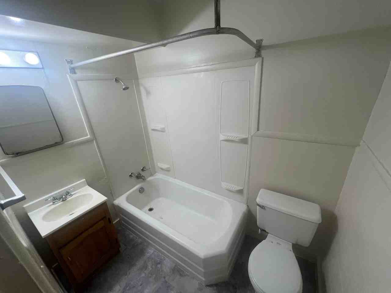 2324 14th St - Photo 4 of 8
