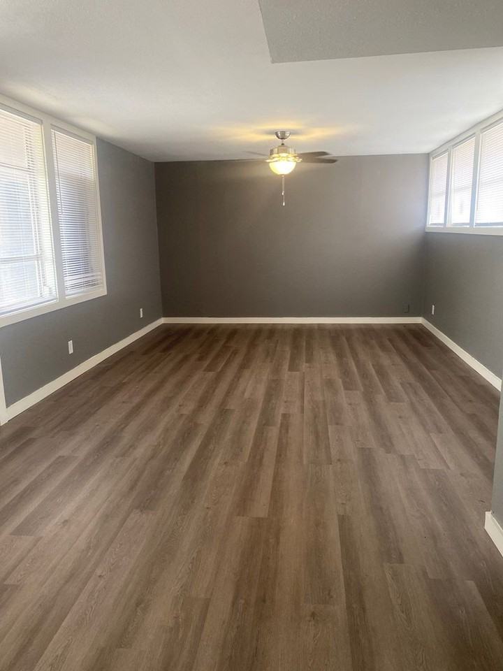 2523 Dow Dr - Photo 2 of 20