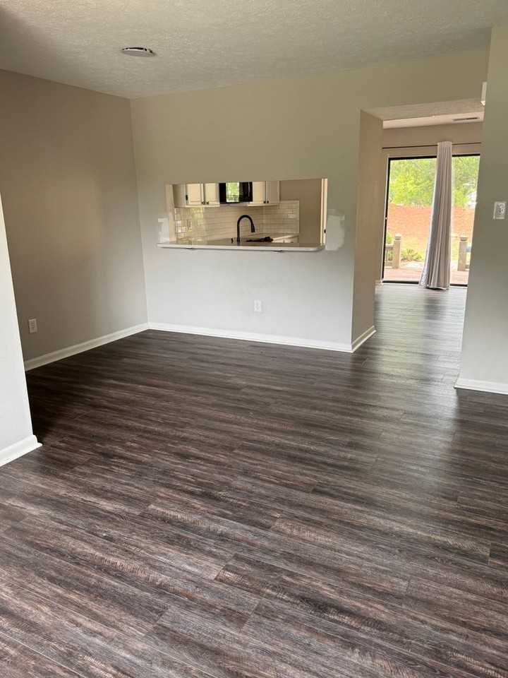 214 Walnut Ridge Dr - Photo 5 of 36