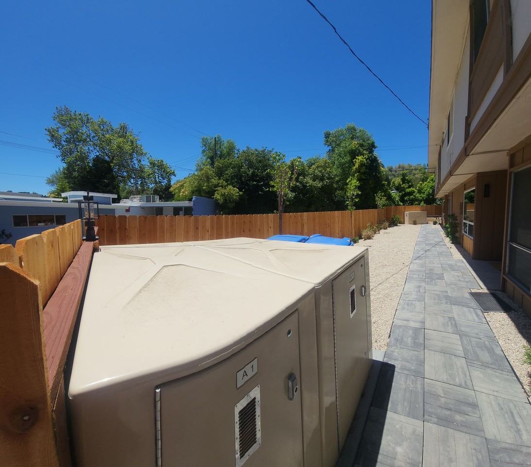 Grand 681 - Photo 3 of 42