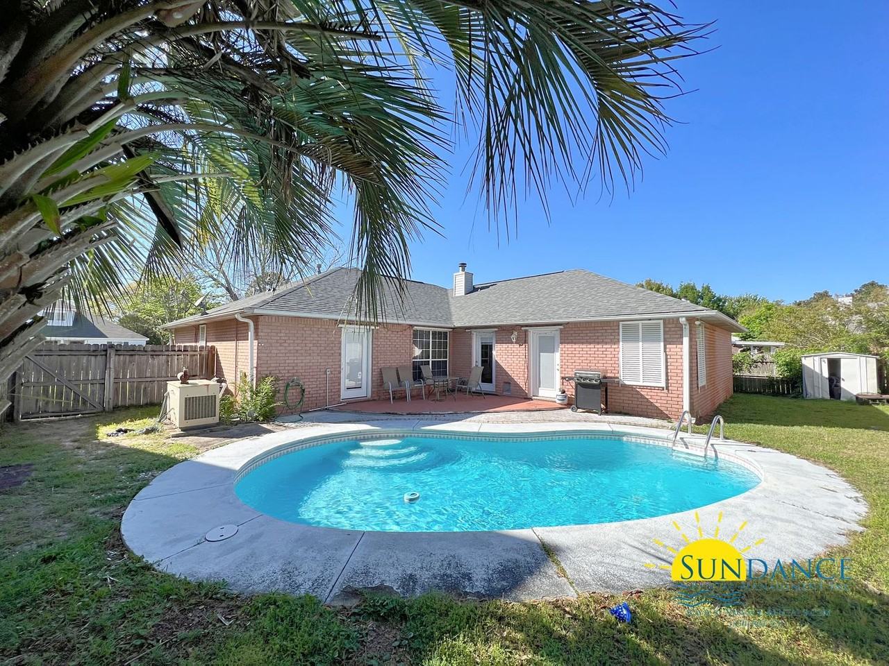 869 Mande Ct - Photo 2 of 25