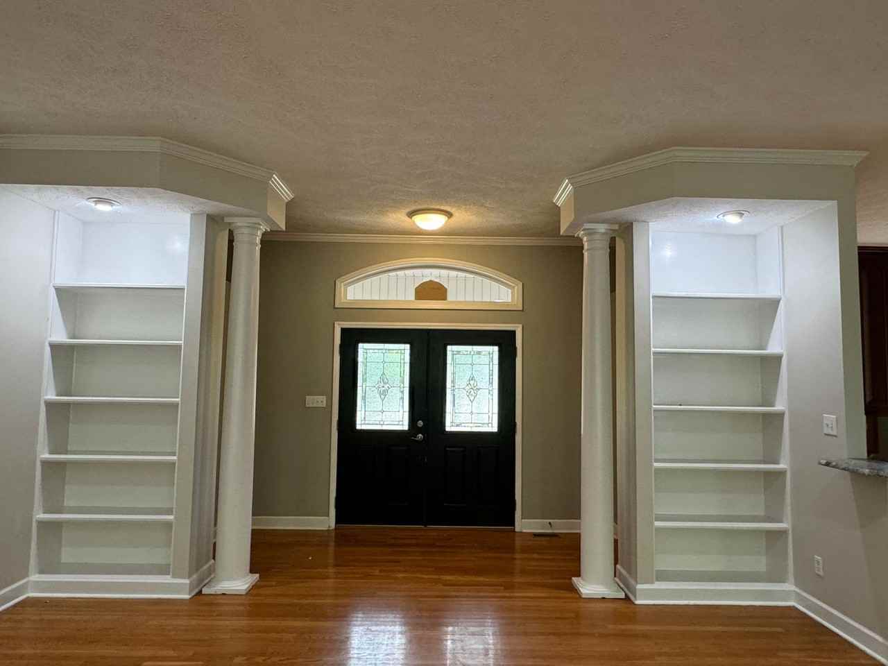 35 Oak Lndg - Photo 3 of 27