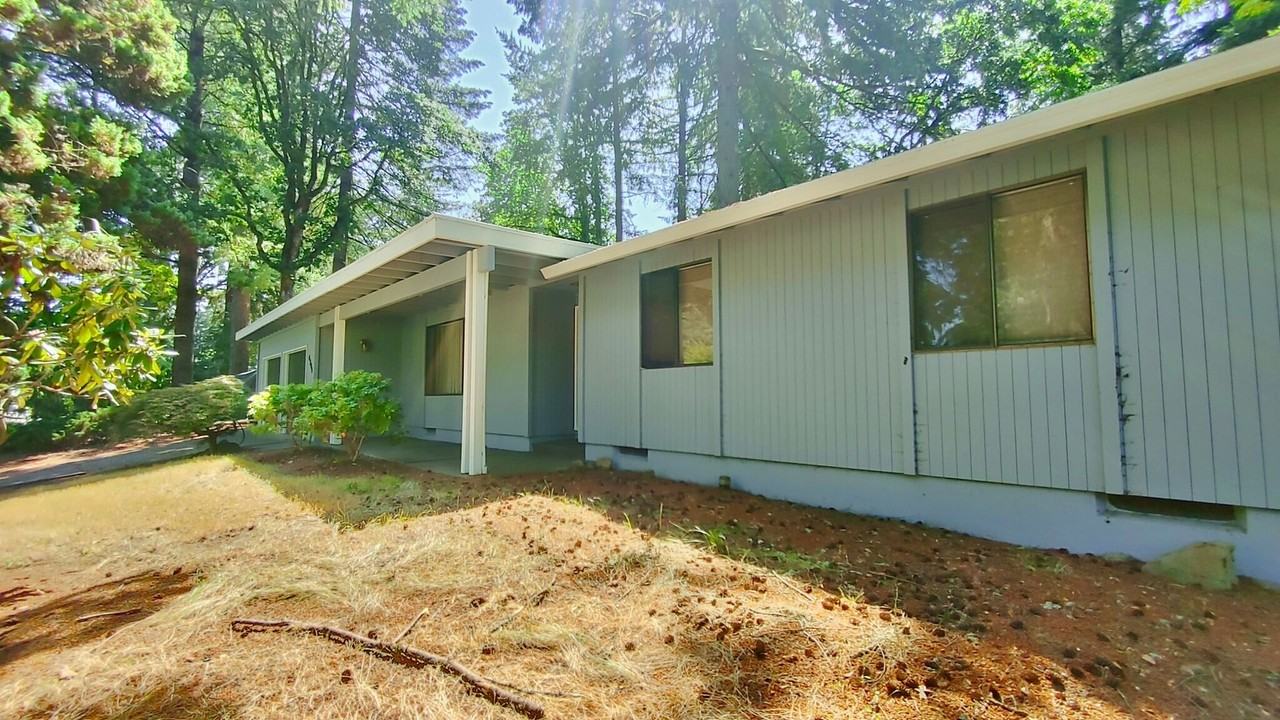 4340 Chapman Way - Photo 2 of 34