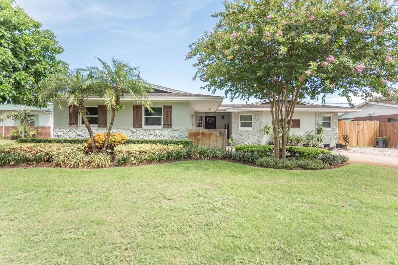 3511 Constitution Dr - Photo 2 of 50