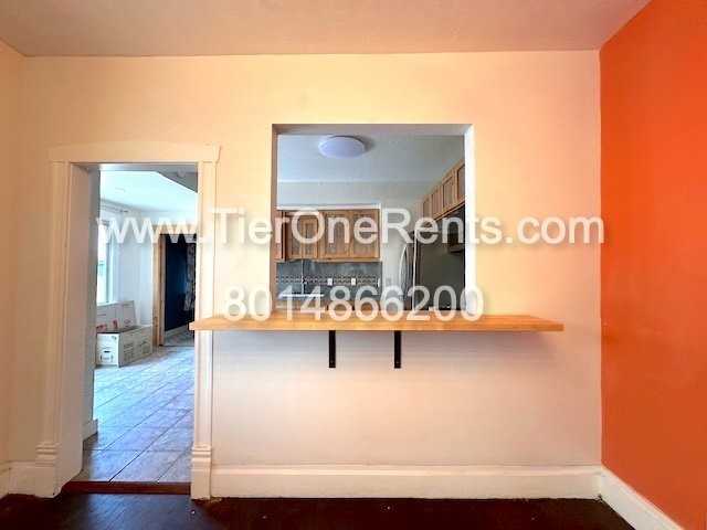 141 E Wentworth Ave - Photo 4 of 30