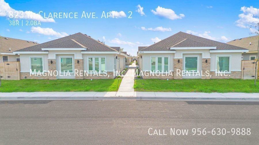 823 N Clarence Ave #2