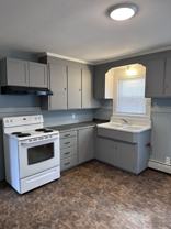 128 1/2 Elm St #2 - Photo 1 of 1