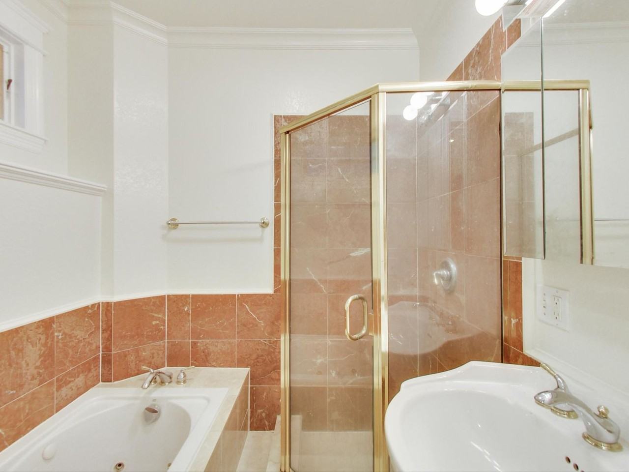 2652 Polk St #2 - Photo 2 of 26