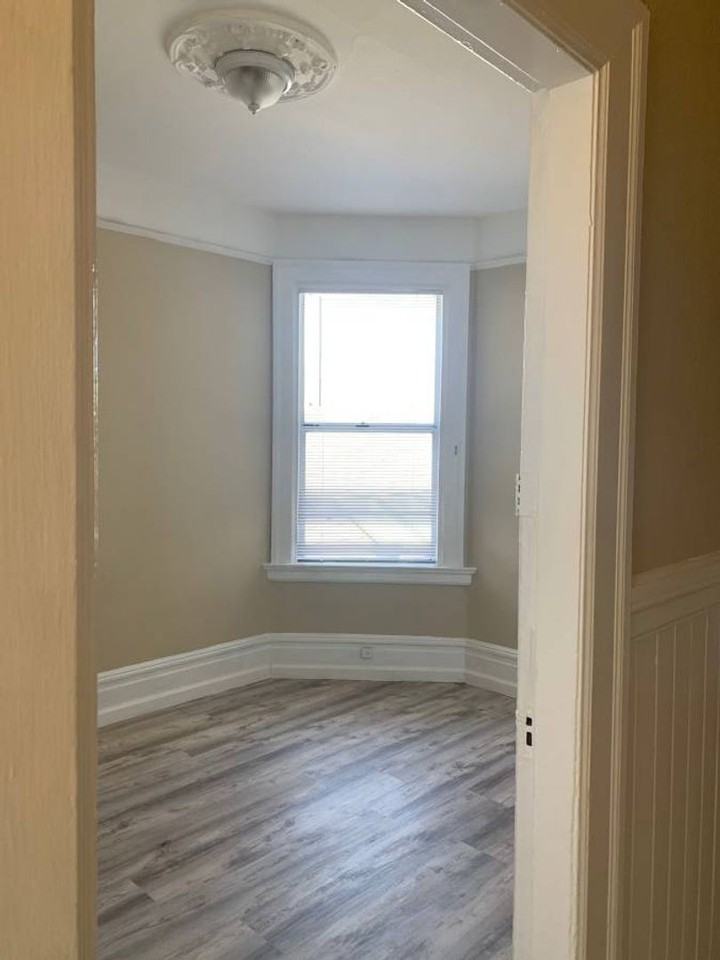 3223A Folsom St - Photo 7 of 15