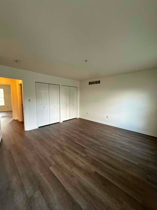 424 S 25th St - Photo 4 of 15