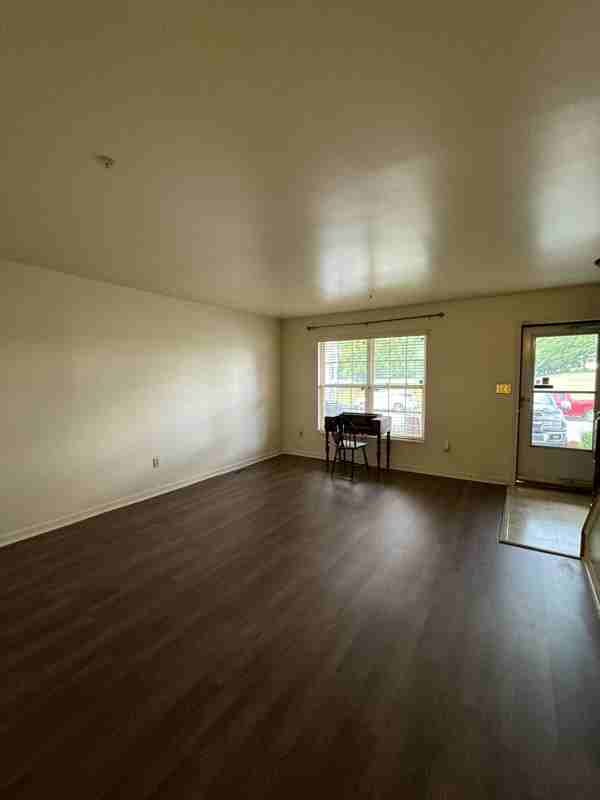 424 S 25th St - Photo 7 of 15