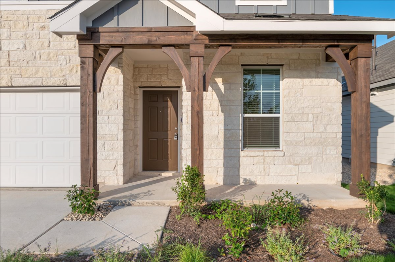 1636 West Kerr Pass - Photo 2 of 14