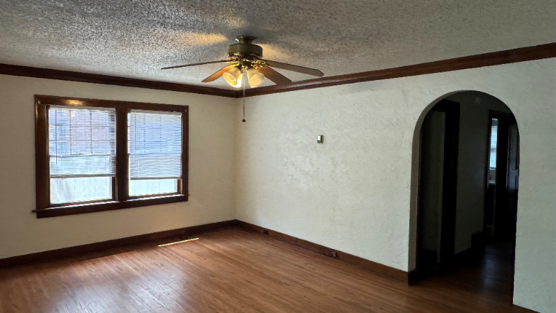 707 N Litchfield Ave #707 - Photo 3 of 13