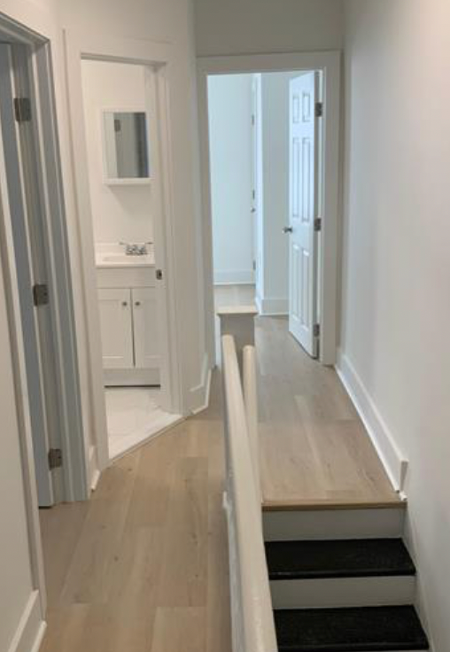 3 Bedroom Single Family Housen Hobart St - Photo 2 of 13