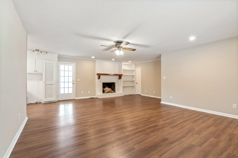 570 Old Highway - Photo 2 of 20