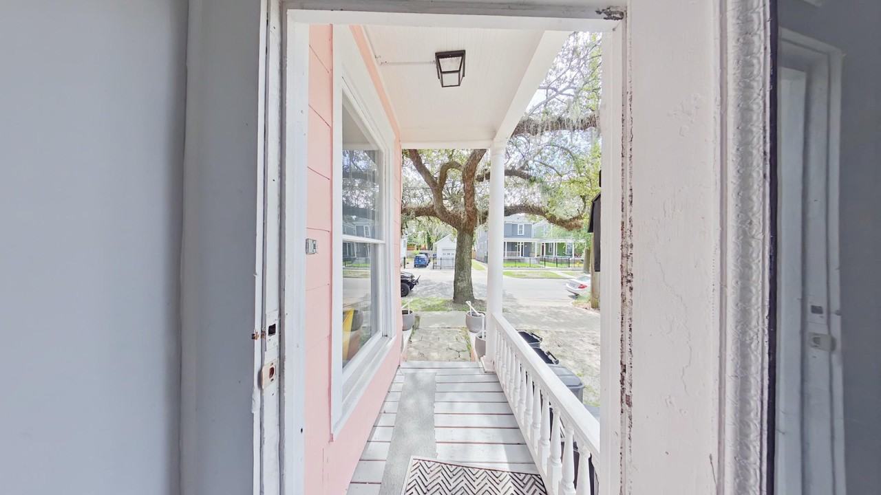 E 4th St - Photo 3 of 25