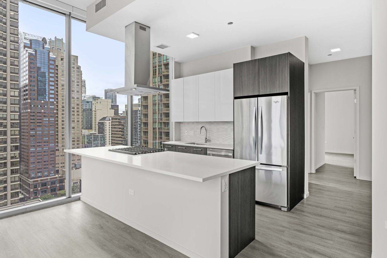 8 East Huron Street #2-2 - Photo 2 of 17