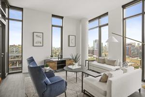 featured image of 166 N Aberdeen St #3-2PH