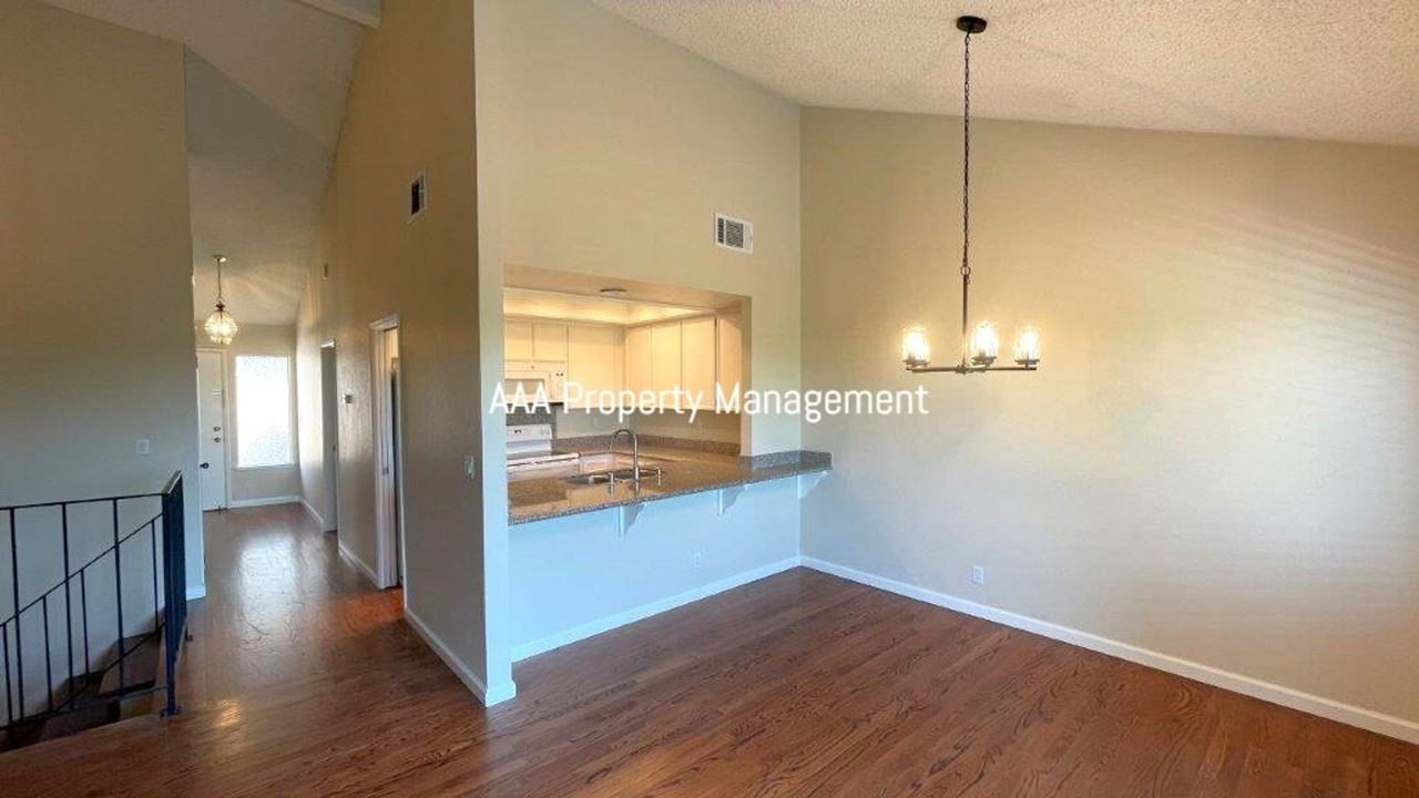 4370 Eagle Peak Rd #D - Photo 6 of 26