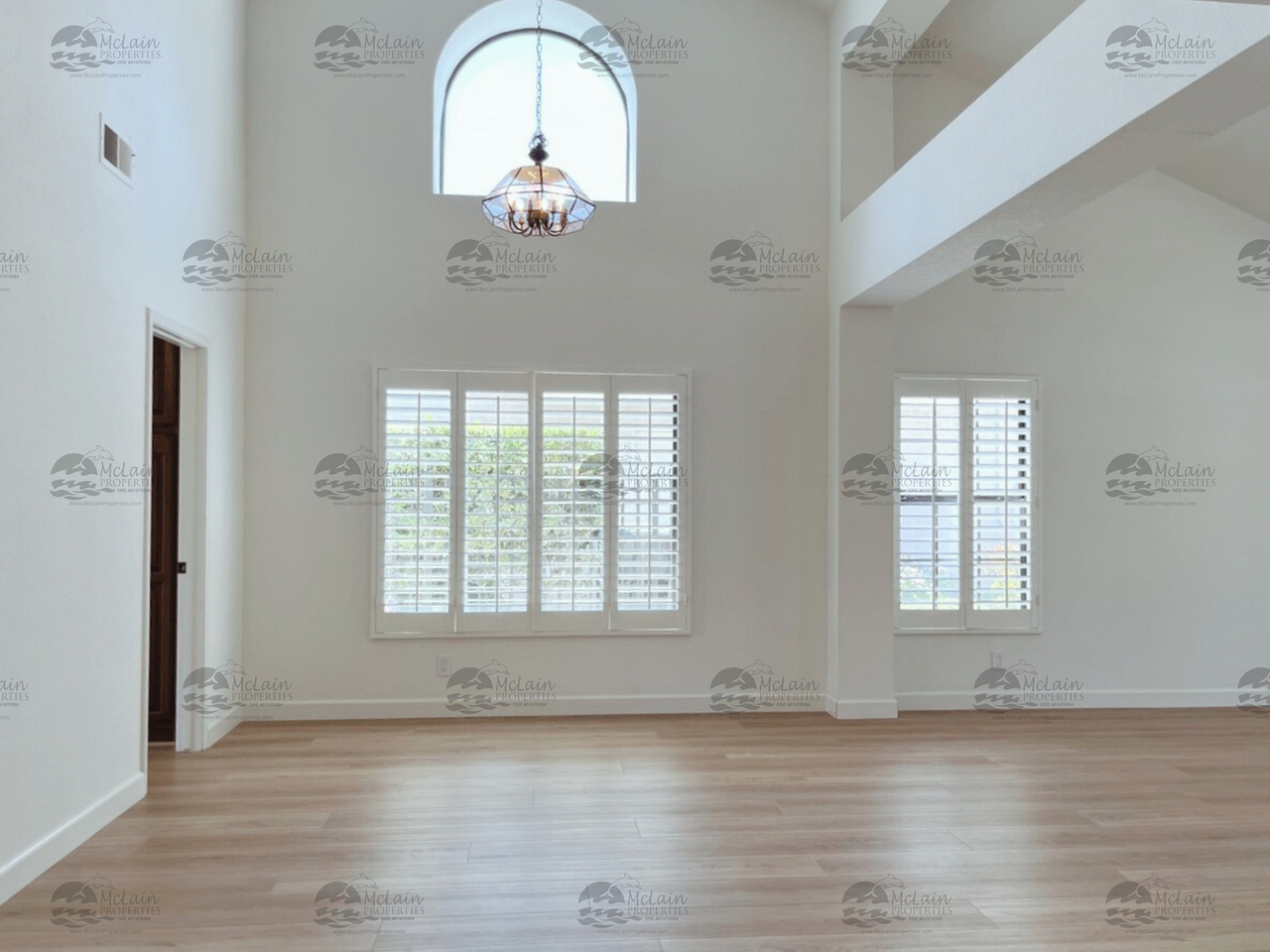 1125 Columbus Way - Photo 3 of 48