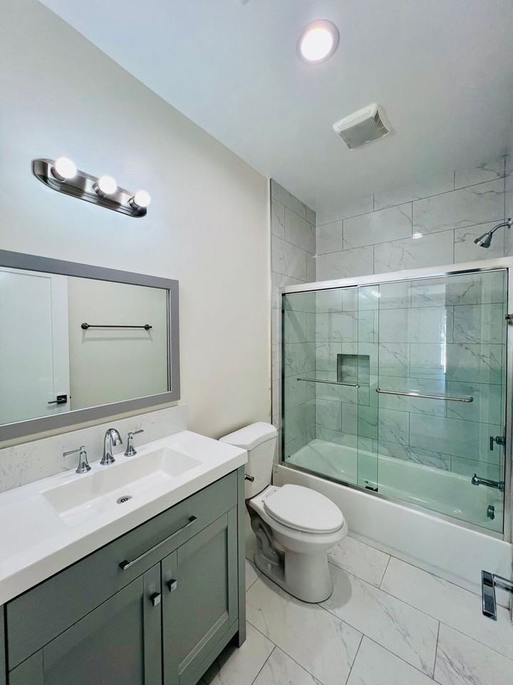 2055 N San Antonio Ave #C - Photo 7 of 11