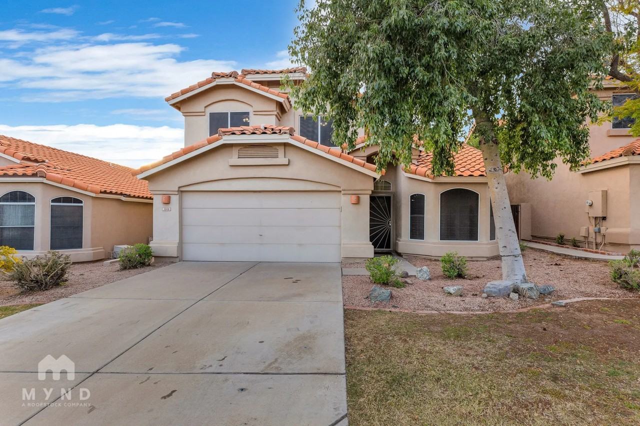 3808 N Sawtooth Cir - Photo 3 of 39