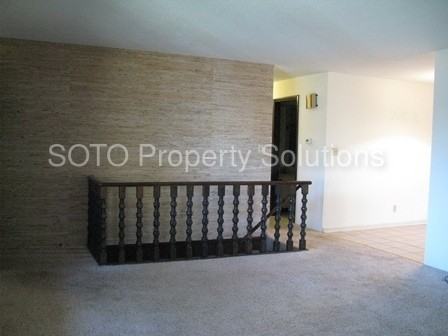 607 Woodbine Pl - Photo 3 of 12