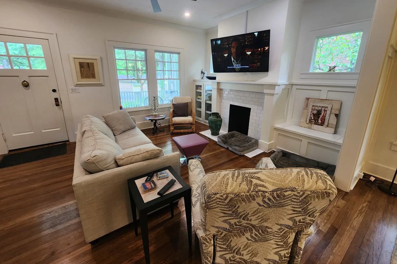 315 S Mcdonough St - Photo 3 of 30