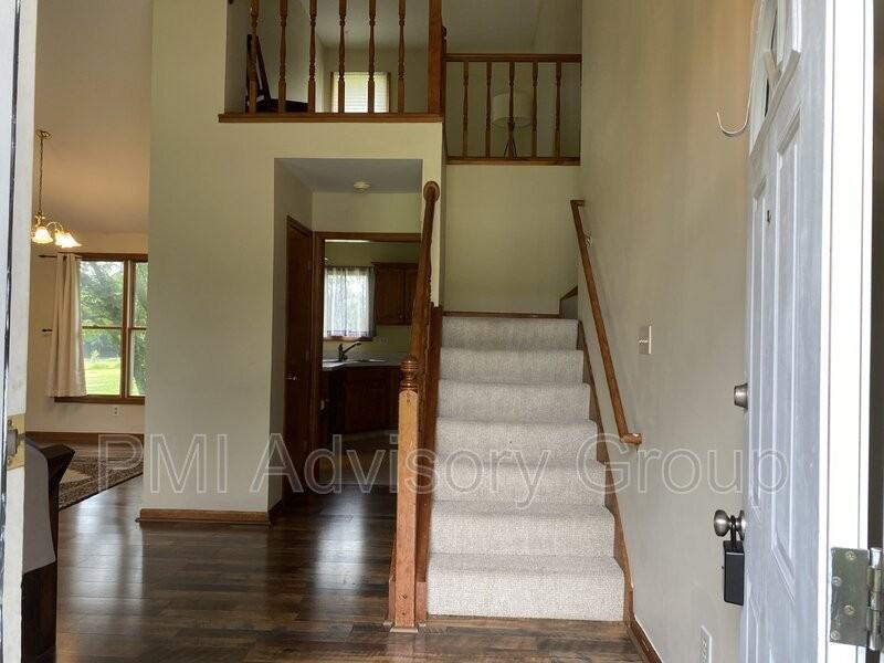 5435 Sw Urish Rd - Photo 2 of 31